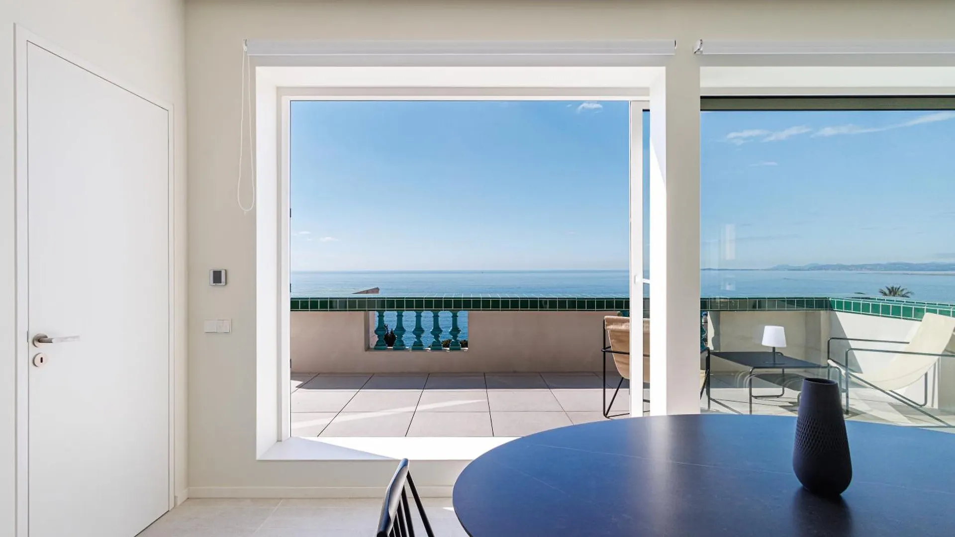 New - Sea View - Splendid Apartment 니스